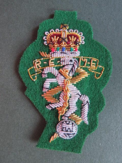 British Army The Royal Electrical & Mechanical Engineers Officer's 