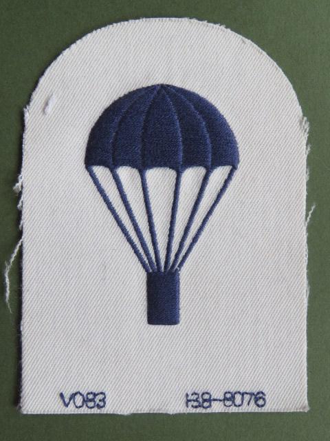 Great Britain Royal Navy S.P.A.G. Dress Parachute Badge