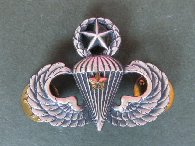 USA Master Parachute Wings with Combat Jump Star