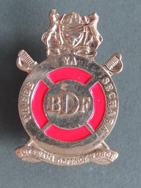 Botswana Defence Force Post 1990 Beret Badge