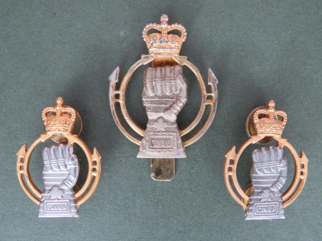 Canada Army Royal Canadian Armoured Corps Post Unification Cap and Collar Badges