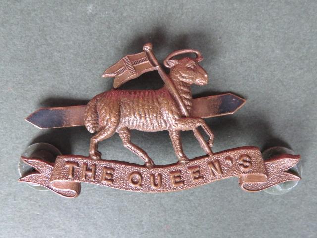 British Army The Queen's Royal Regiment (West Surrey) Post 1902 Pattern Officers' Service Dress Collar Badge