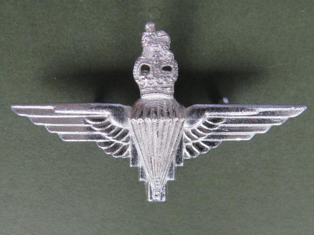 British Army EIIR Parachute Regiment Cap Badge