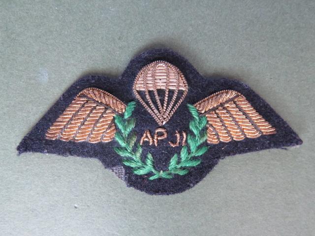 Great Britain Assistant Parachute Jump Instructor (A.P.J.I.) Mess Dress Parachute Wings