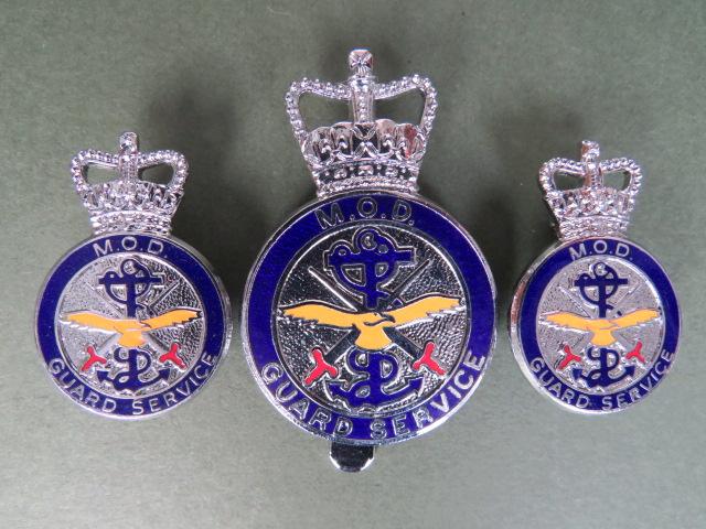 British Ministry Of Defence (MOD) Guard Service Cap & Collar Badges