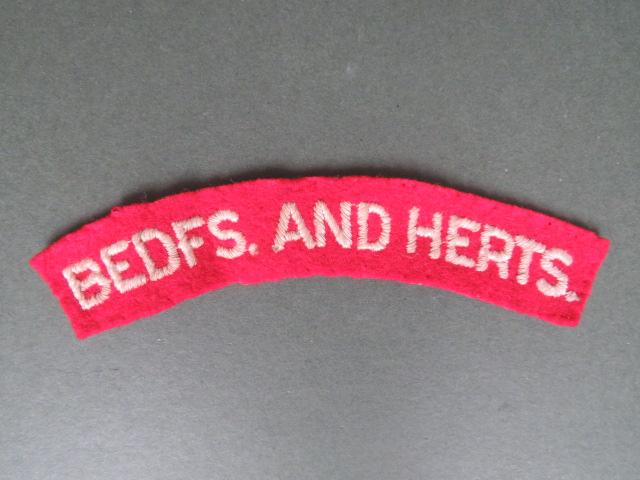 British Army WW2 The Bedfordshire And Hertfordshire Regiment Shoulder Title