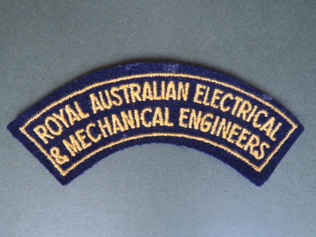 Australia Pre 1962 Royal Australian Electrical & Mechanical Engineers Shoulder Title