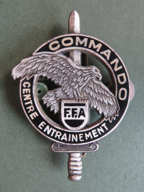 France COMMANDO TRAINING CENTRE F.F.A. (French Forces in Germany) Pocket Crest