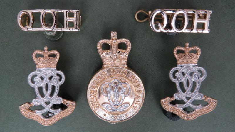 British Army The Queen's Own Hussars Cap & Collar Badges & Shoulder Titles
