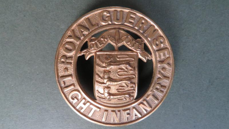British Army 1881-1914 The Royal Guernsey Militia Plate Centre