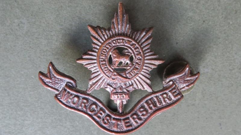 British Army The Worcestershire Regiment Pre 1923 Pattern Officers Service Dress Collar Badge