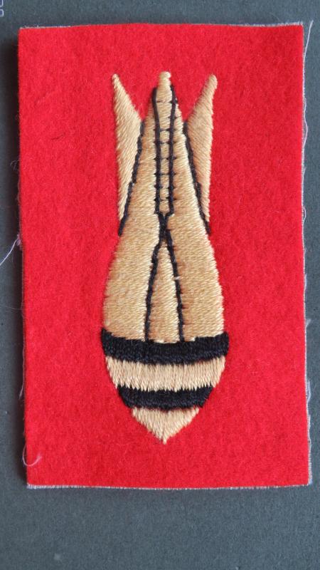British Army Royal Engineers WW2 / 1950's Bomb Disposal Badge