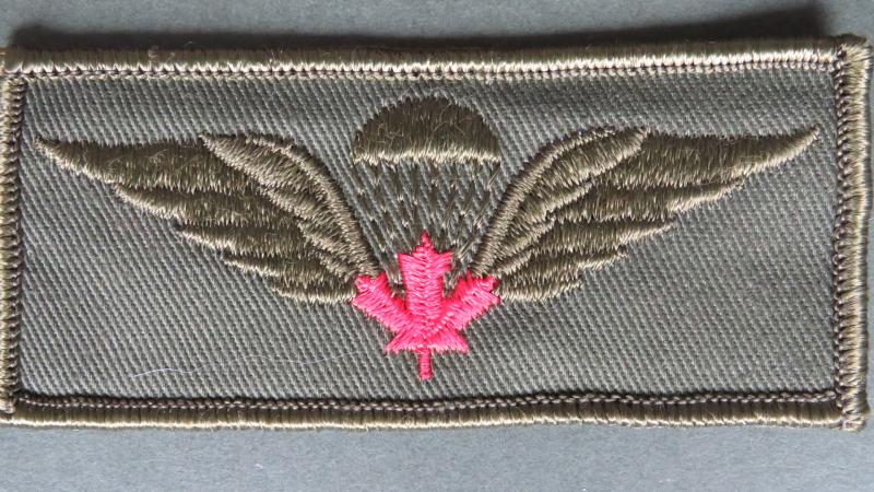 Canada 1970's/1980's Combat Smock Parachute Wings