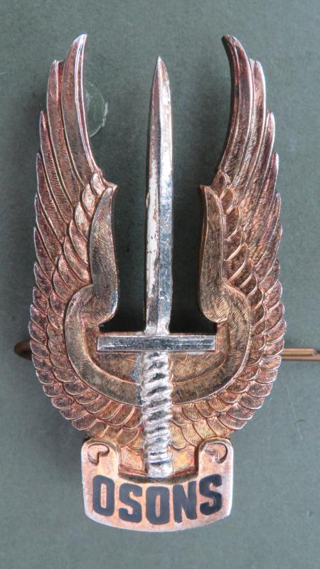 Canada Airborne Forces (OSONS) Pipes & Drums Headdress Badge