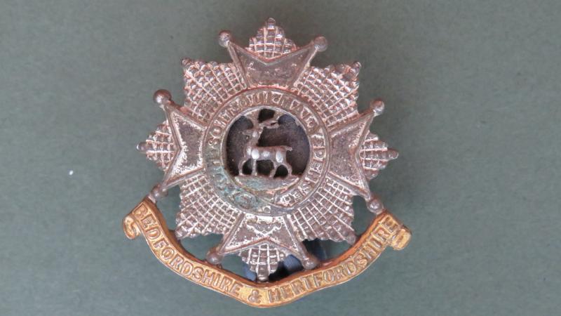 British Army The Bedfordshire and Hertfordshire Regiment Officers' Collar Badge