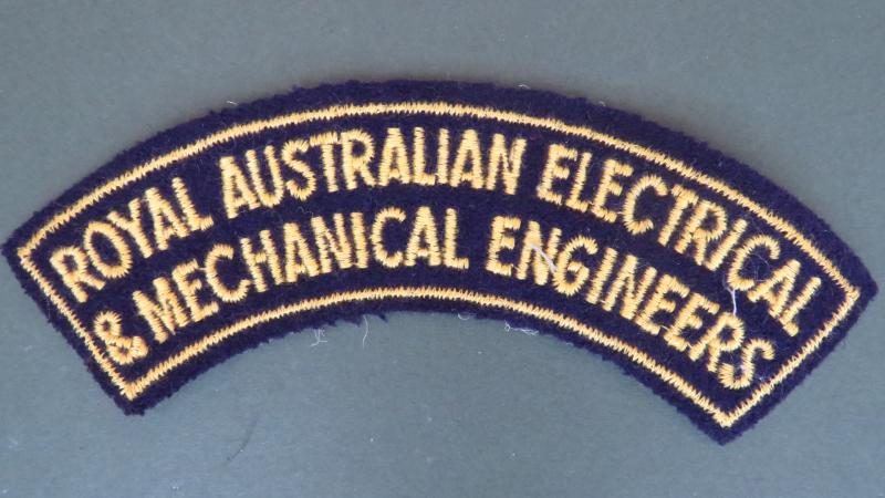 Australia 1948-1962 Royal Australian Electrical & Mechanical Engineers Shoulder Title