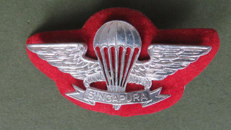 Singapore Commando Basic Parachute Wings (Maroon Backing)