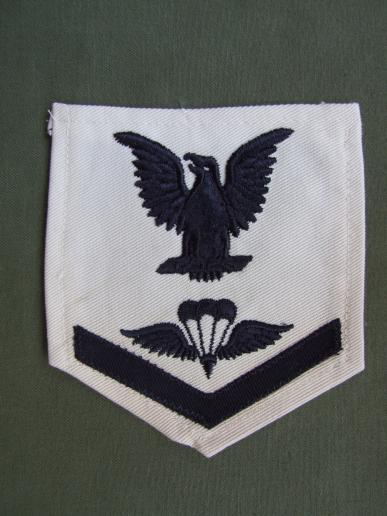 USA Navy 3rd Class Petty Officer Parachute Rigger / Aircrew Survival Equipmentman Badge