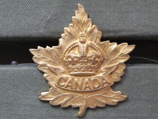 Canada WW2 period General Service Cap Badge