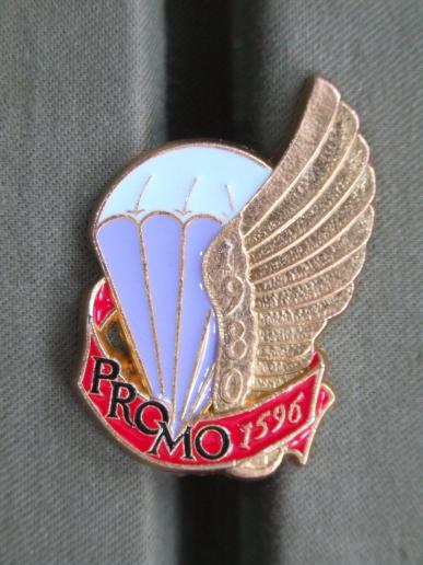 France Parachute Troops Promotion 1980 Course 1596 Pocket Crest 