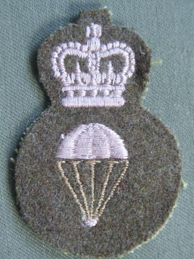 Canada Army Parachute Rigger Group 3 Trade Badge