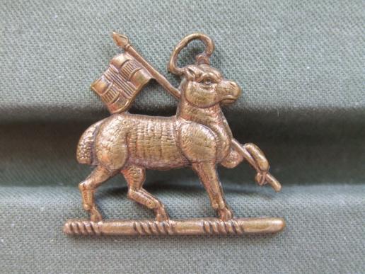 British Army The Queen's Royal Regiment (West Surrey) Post 1924 Collar Badge 