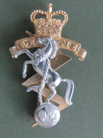 British Army Royal Electrical & Mechanical Engineers Cap Badge