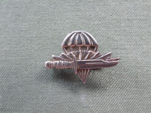Israel Defence Force Parachute Commando School Pin Badge