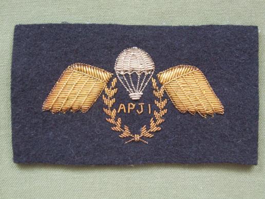 Great Britain Assistant Parachute Jump Instructor (A.P.J.I.) No1 Dress Parachute Wings