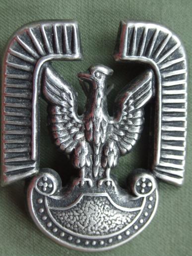 Poland Pre 1990 Air Force Cap Badge