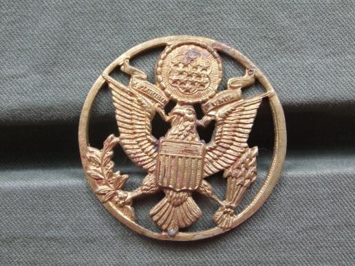 USA  Army Enlisted Female Hat Badge