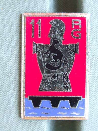 France 11th R.G. (Engineer Regiment) Pocket Crest 