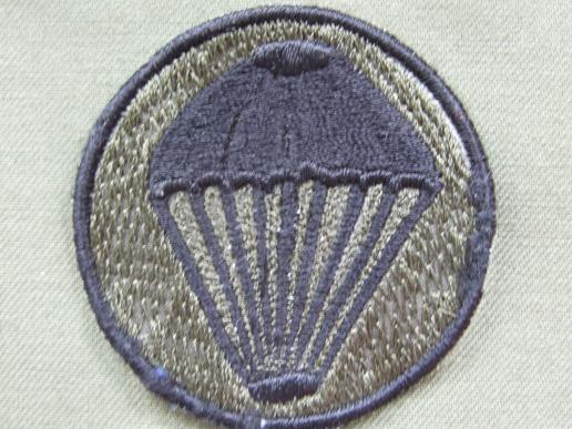 Philippines Army Parachute Cap Badge  
