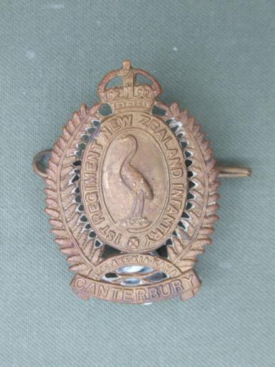 New Zealand Pre 1953 1st (Canterbury) Regiment Cap Badge 