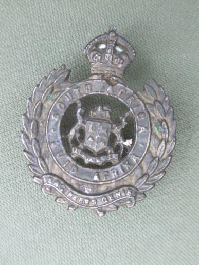 South Africa WW2 Corps of Engineers Officers Cap Badge