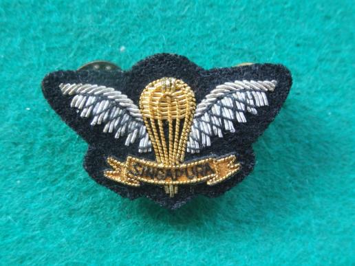 Singapore Army Mess Dress Uniform Basic Parachute Wings  