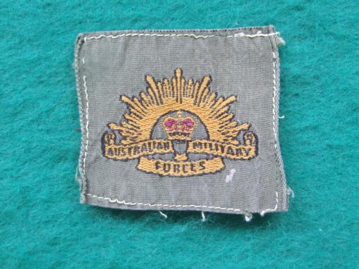 Australia Army Obsolete Summer Dress Arm Badge 