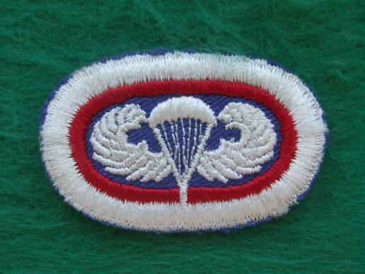 USA Army 11th Airborne Division HQ Basic Parachute Wings Oval  