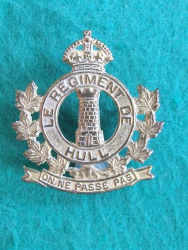 Canada WW2 Period Le Regiment De Hull Cap Badge