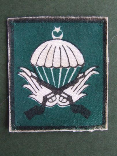 Turkey Army 1970's Parachute Badge