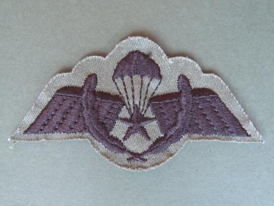 Netherlands Army A Wing Parachute Wings with Combat Jump Wreath