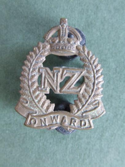 New Zealand Army Collar badge