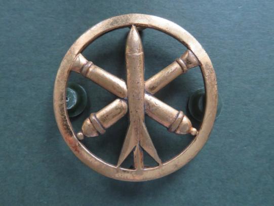 France Army Artillery Troops Beret Badge