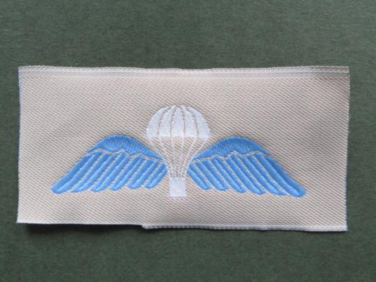 Great Britain Army Royal Air Force Tropical Dress Parachute Wings