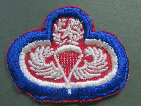 USA Army 82nd Airborne Division HQ & Specialist Troops Master Parachute Wings Oval