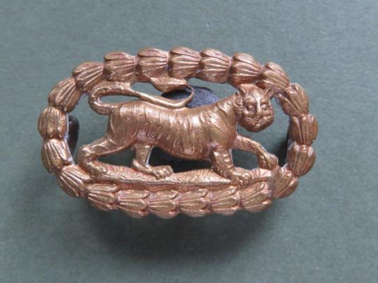 British Army Royal Leicestershire Regiment Collar Badge