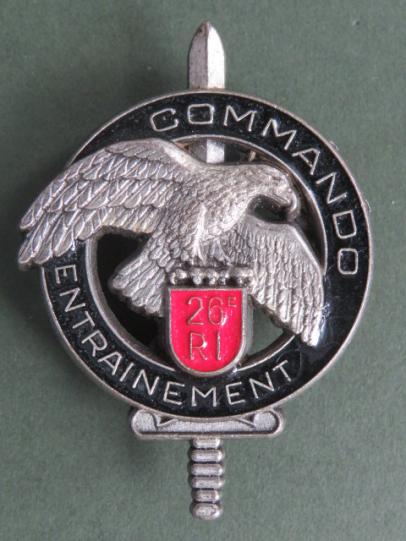 France C.E.C.26th Infantry Regiment COMMANDO ENTRAINEMENT Serial No 21690 Pocket Crest