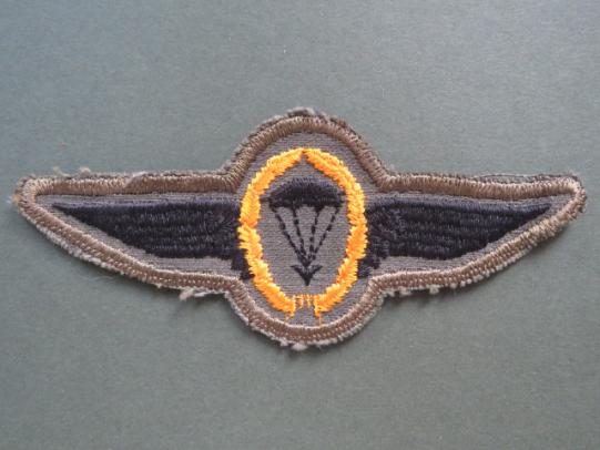 German / USA Parachute Wings