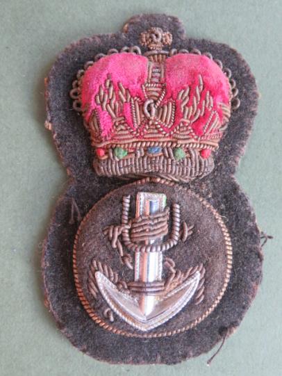 Royal Navy Post 1953 Petty Officer's Cap Badge