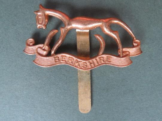 British Army The Berkshire Yeomanry Post 1952 Cap Badge